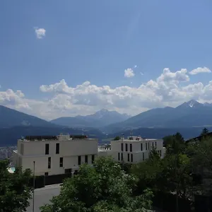 Omyxl Austria