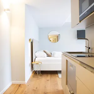 Blackhome I Contactless Check-in Austria